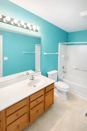 $399,900 | 25355 Shannon Drive, Manhattan, IL 60442