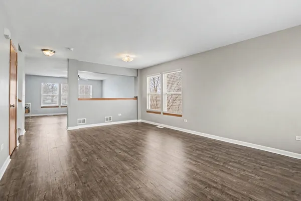 $399,900 | 25355 Shannon Drive, Manhattan, IL 60442