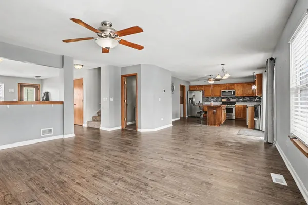$399,900 | 25355 Shannon Drive, Manhattan, IL 60442