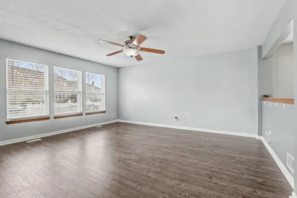$399,900 | 25355 Shannon Drive, Manhattan, IL 60442