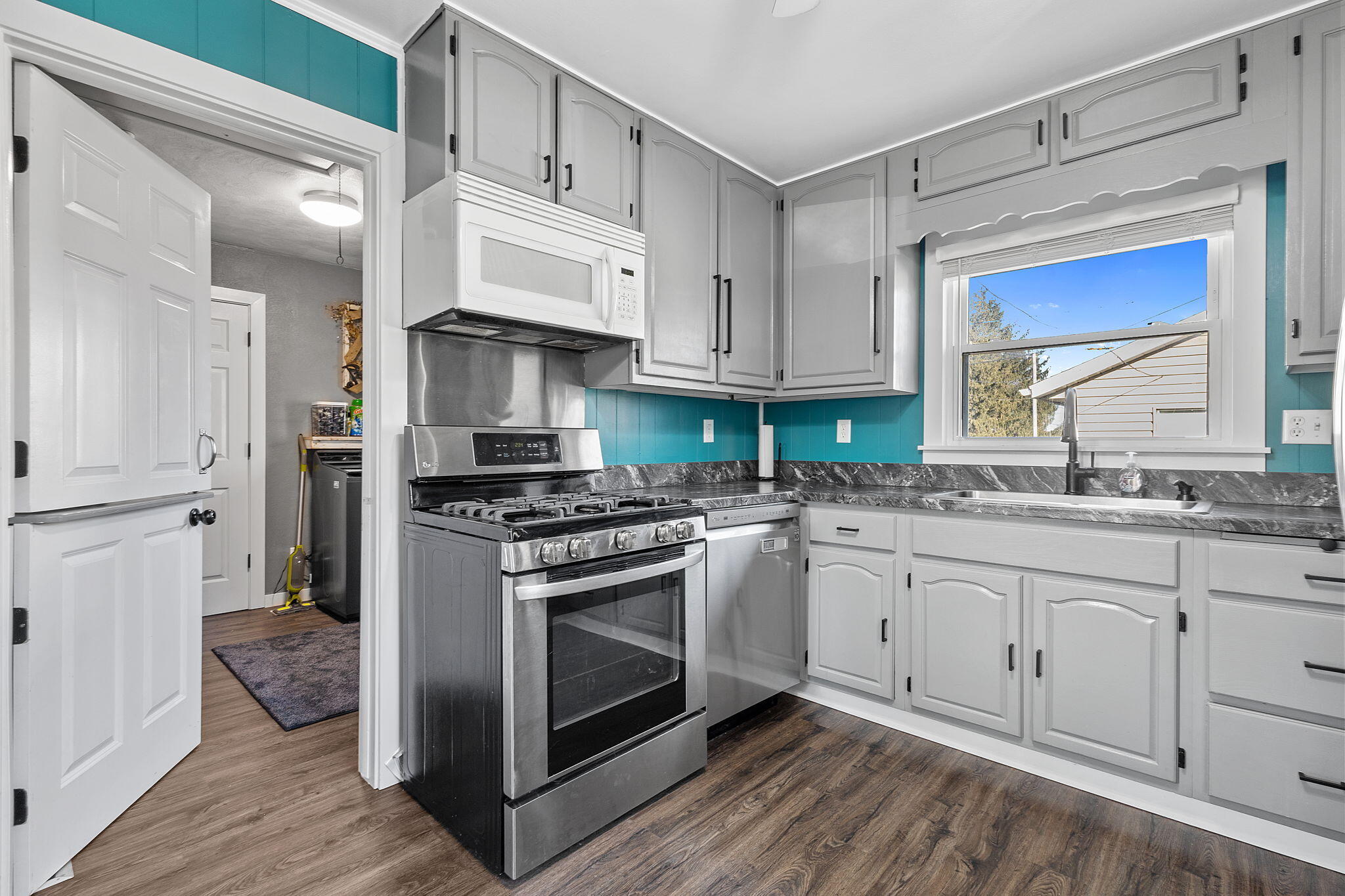 331 South Melville Street Rensselaer, IN 47978 - Photo 6 of 32 2048x1365