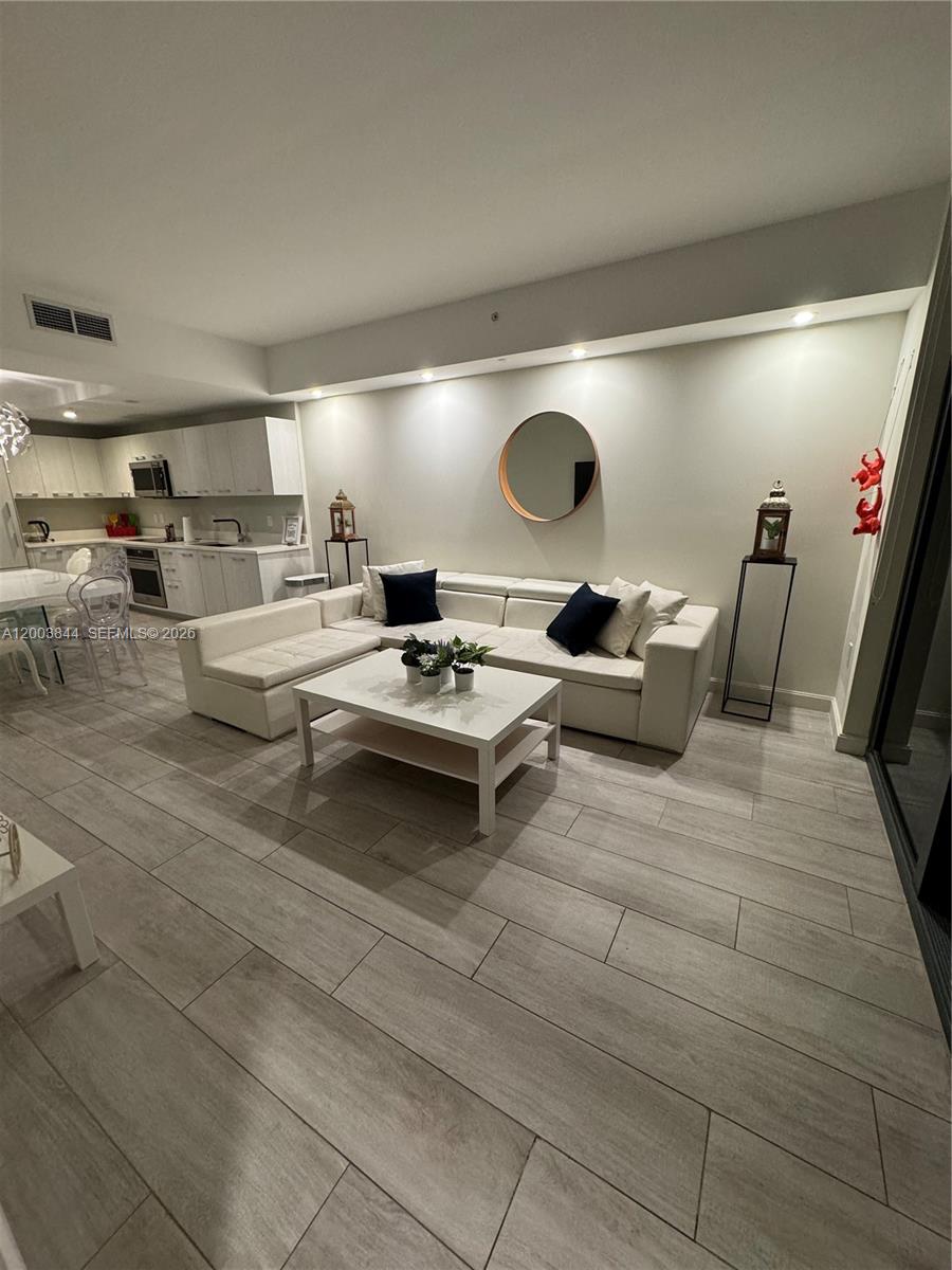 55 Southwest 9th Street, Unit 1204 Miami, FL 33130 - Photo 5 of 9