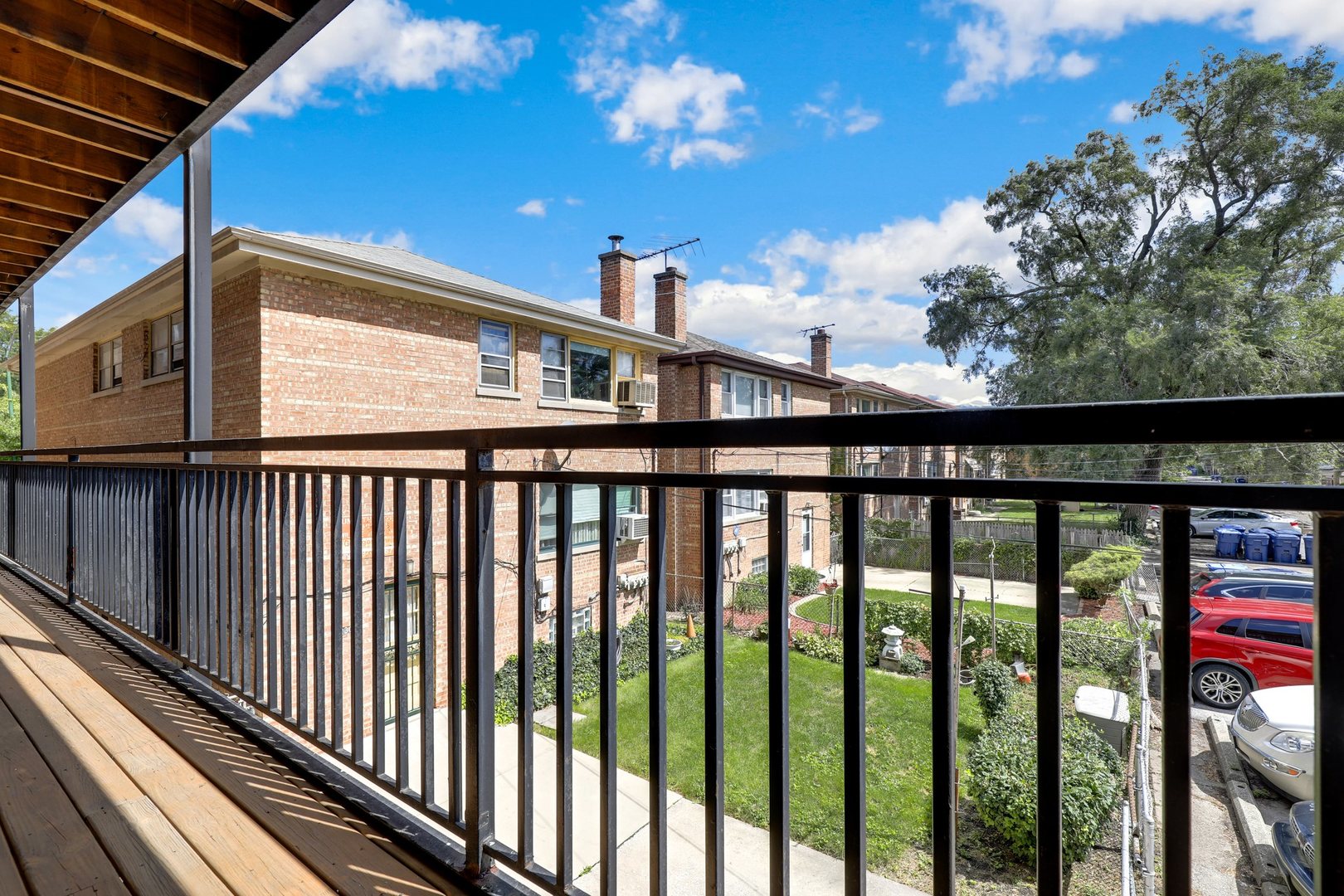 11907 Gregory Street, Unit 3 Blue Island, IL 60406 - Photo 13 of 17 a view of city from a balcony