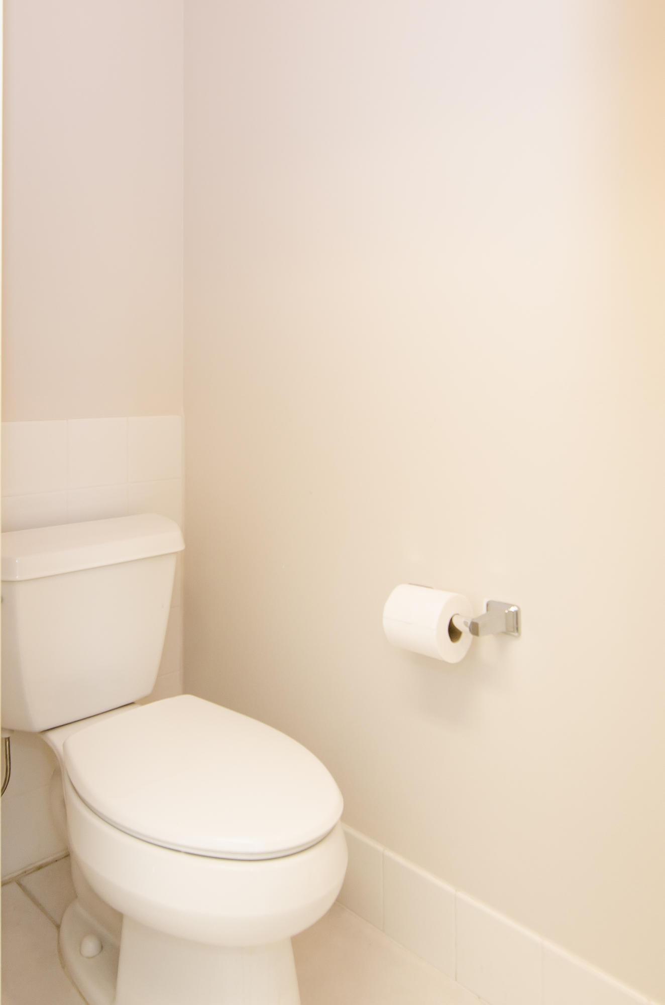 3192 West Community Drive Jupiter, FL 33458 - Photo 12 of 36 Half Bathroom