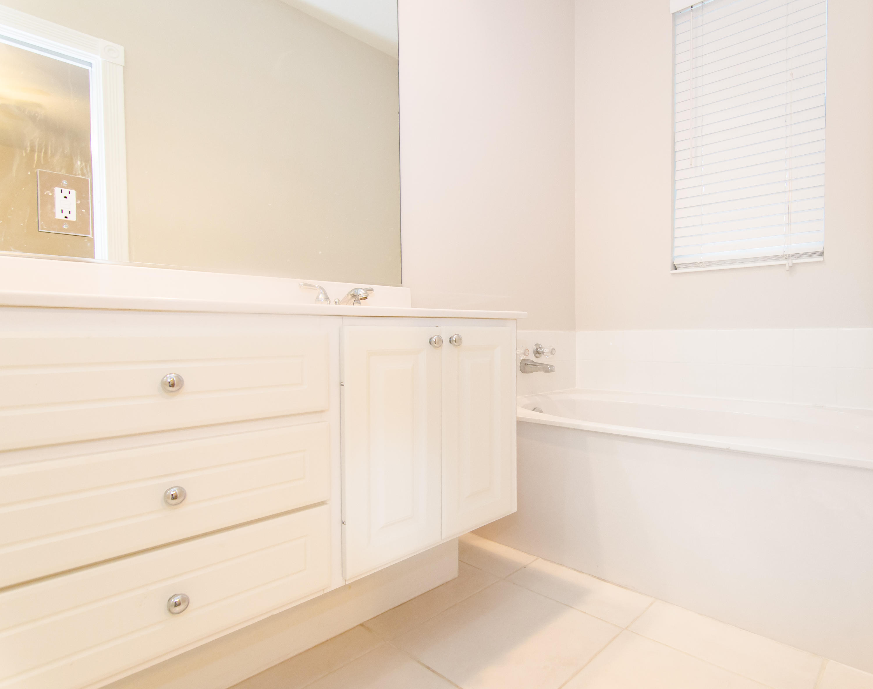 3192 West Community Drive Jupiter, FL 33458 - Photo 21 of 36 Master Bedroom
