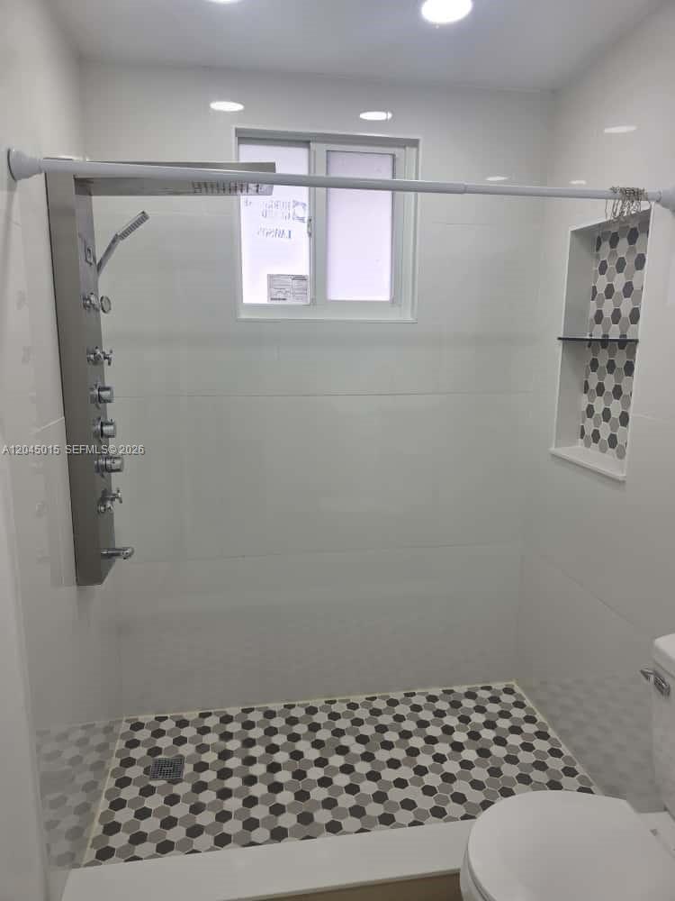 23 Miami Gardens Road, Unit 3 West Park, FL 33023 - Photo 17 of 20