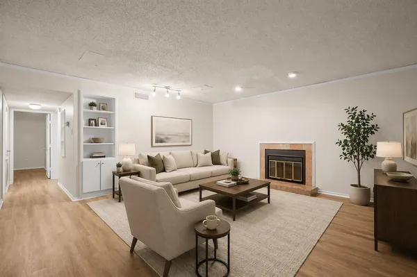 $1,695 | 2401 Leon Street, Unit 105, Austin, TX 78705