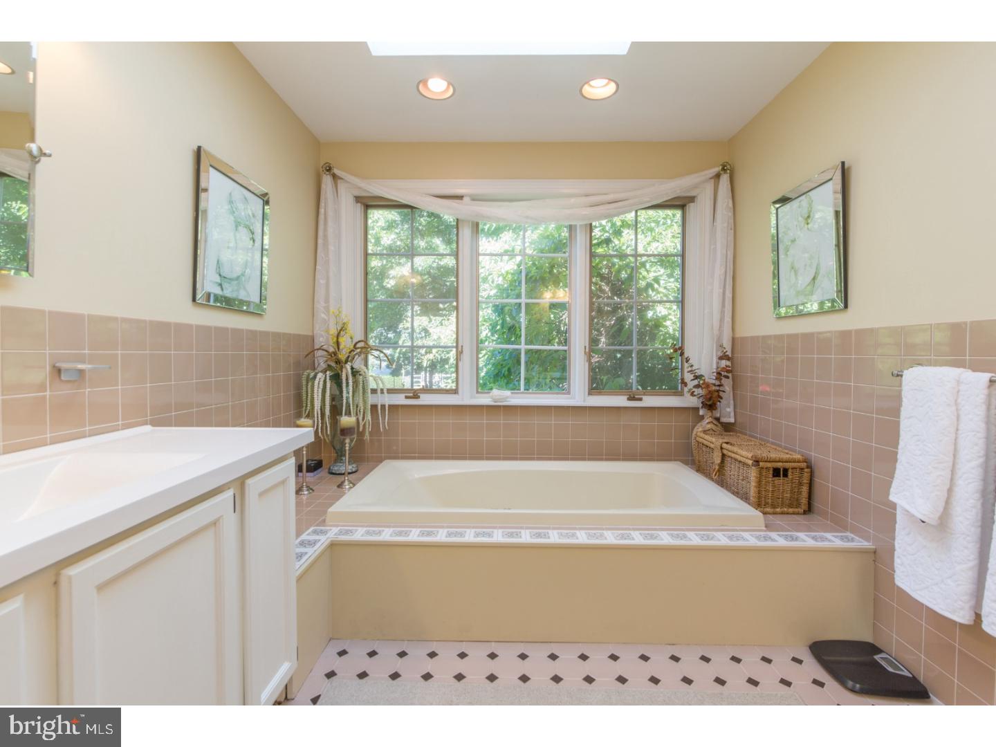 3127 Holicong Road Buckingham, PA 18902 - Photo 13 of 25 Gallery Image 13
