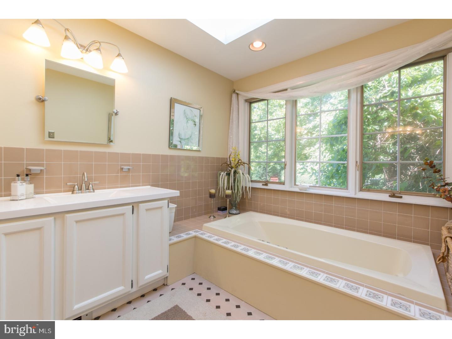 3127 Holicong Road Buckingham, PA 18902 - Photo 14 of 25 Gallery Image 14