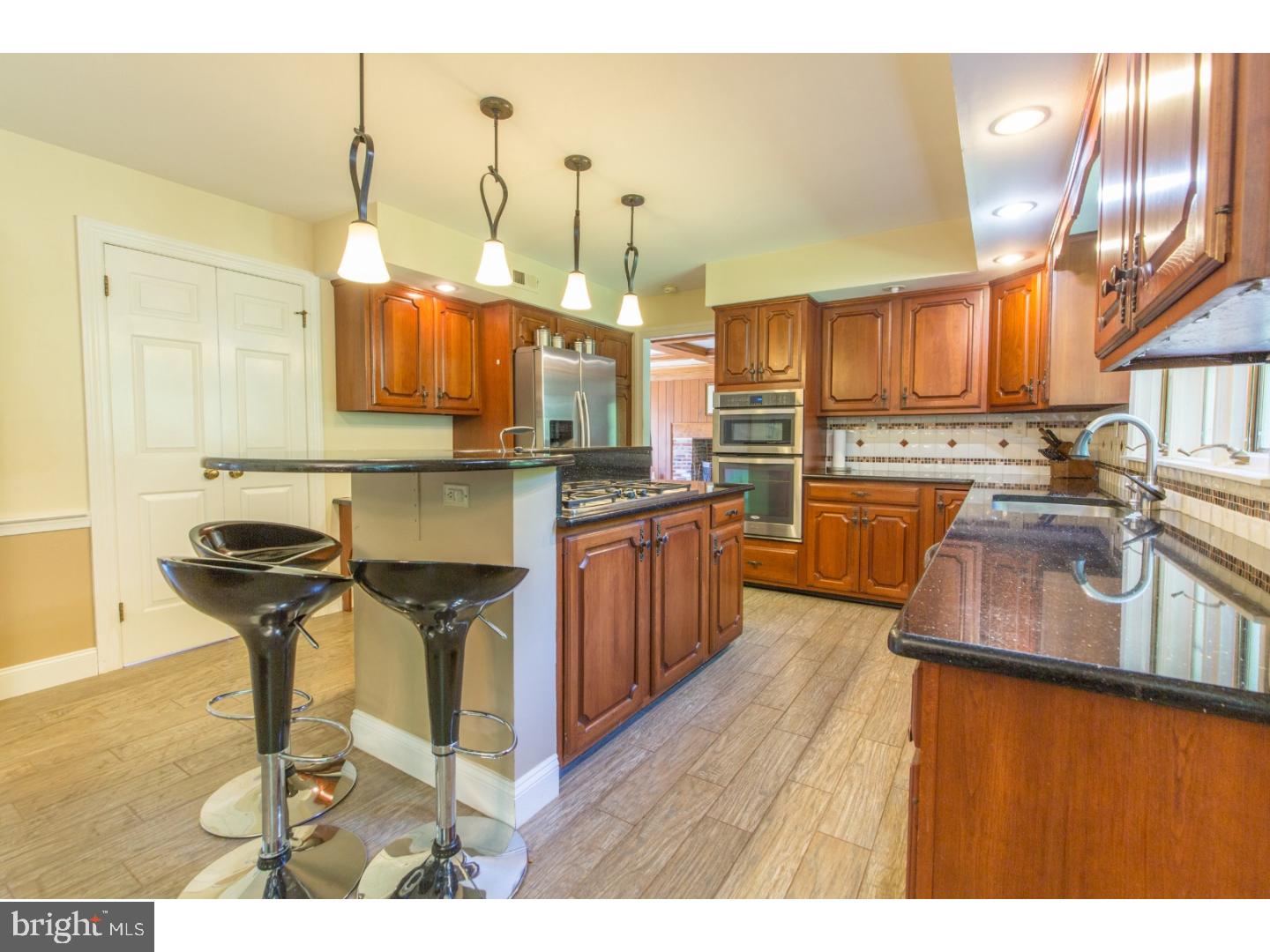 3127 Holicong Road Buckingham, PA 18902 - Photo 4 of 25 Gallery Image 4