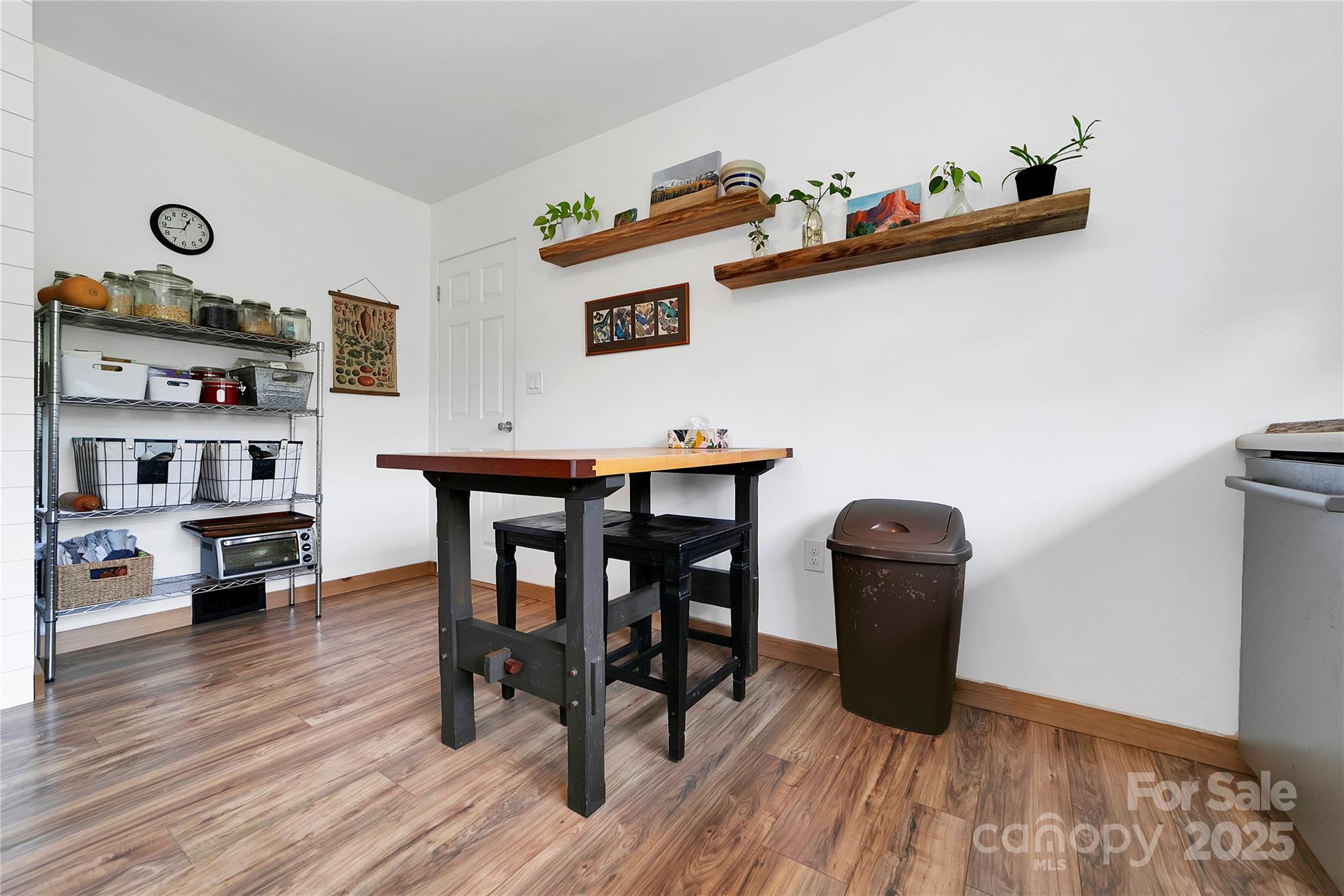 128 Allison Road Brevard, NC 28712 - Photo 20 of 39 Gallery Image 20