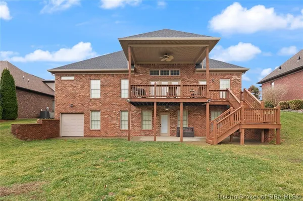 $720,000 | 2024 Vincennes Place, Floyds Knobs, IN 47119