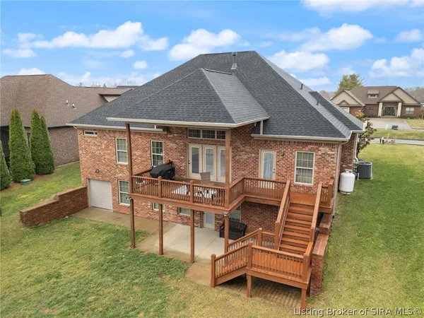 $720,000 | 2024 Vincennes Place, Floyds Knobs, IN 47119