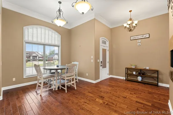 $720,000 | 2024 Vincennes Place, Floyds Knobs, IN 47119