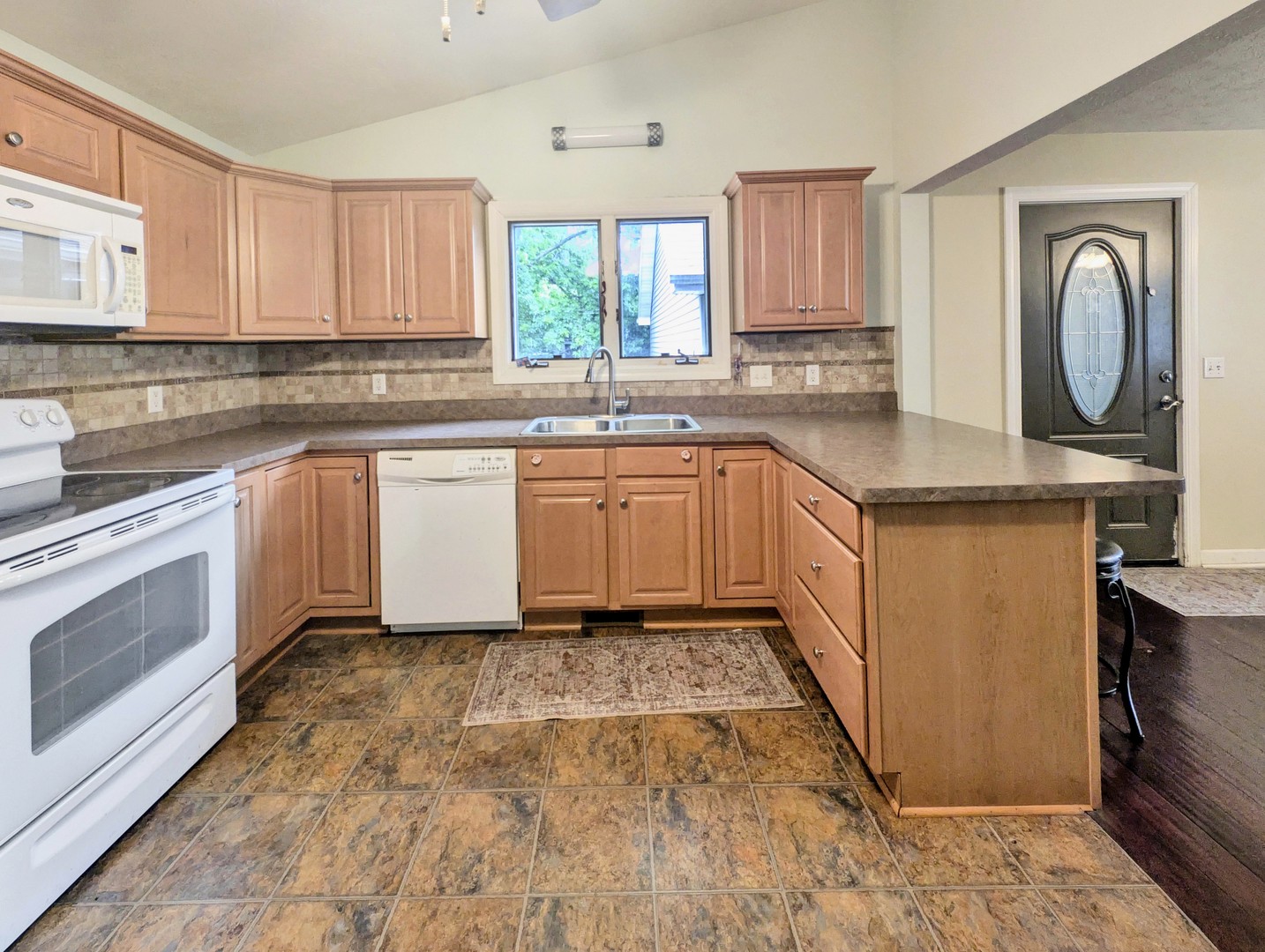 444 South Chestnut Street Princeton, IL 61356 - Photo 14 of 41