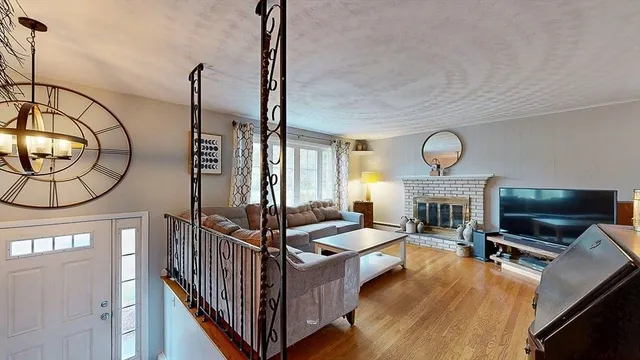 $585,000 | 1 Doris Drive, Grafton, MA 01536