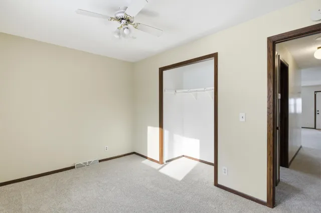 $359,500 | 960 43 1/2 Avenue Northeast, Columbia Heights, MN 55421