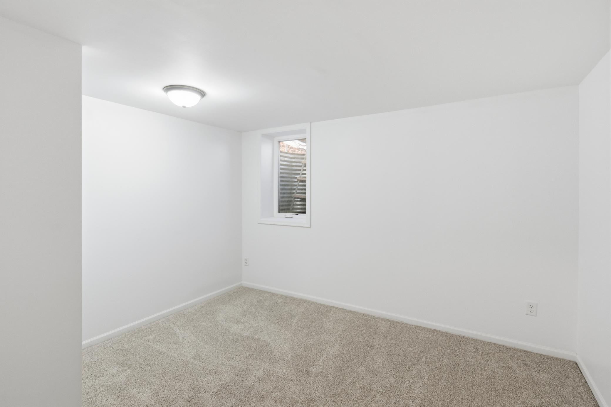 960 43 1/2 Avenue Northeast Columbia Heights, MN 55421 - Photo 14 of 28