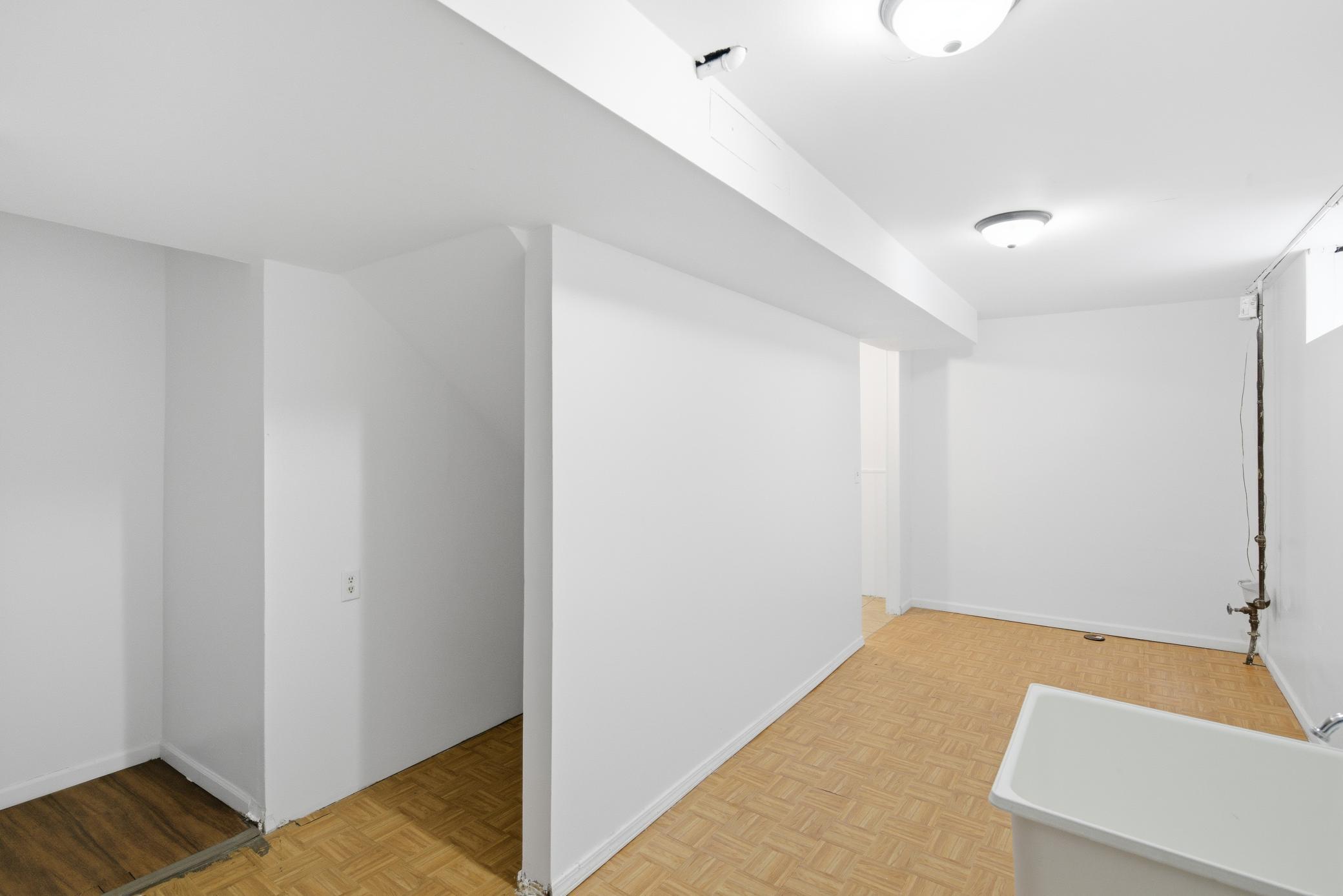 960 43 1/2 Avenue Northeast Columbia Heights, MN 55421 - Photo 17 of 28