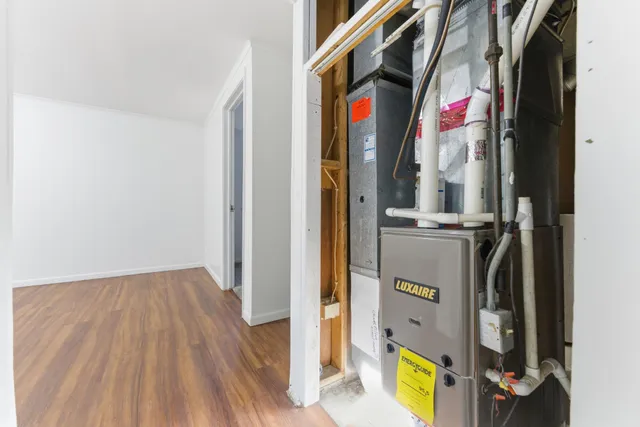 $359,500 | 960 43 1/2 Avenue Northeast, Columbia Heights, MN 55421