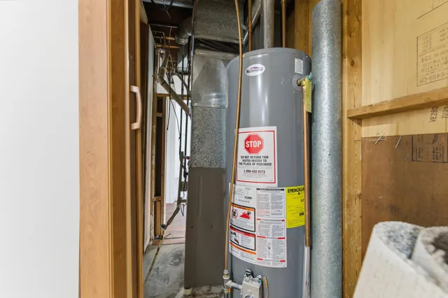 $359,500 | 960 43 1/2 Avenue Northeast, Columbia Heights, MN 55421