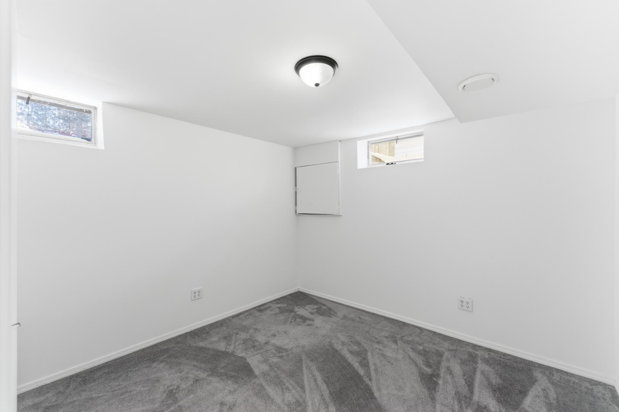 960 43 1/2 Avenue Northeast Columbia Heights, MN 55421 - Photo 25 of 28