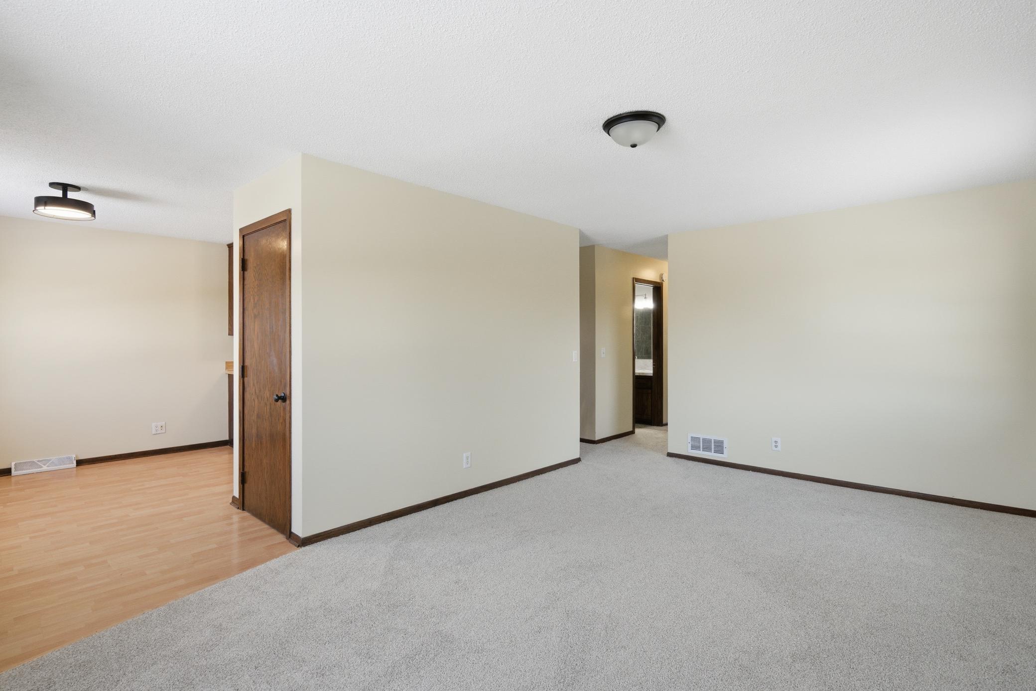 960 43 1/2 Avenue Northeast Columbia Heights, MN 55421 - Photo 6 of 28