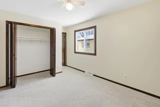 $359,500 | 960 43 1/2 Avenue Northeast, Columbia Heights, MN 55421