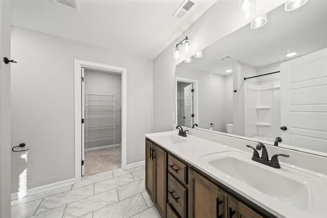 $1,700 | 1514 Fredrick Drive, Clarksville, TN 37042