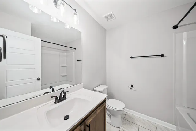 $1,700 | 1514 Fredrick Drive, Clarksville, TN 37042