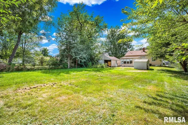 $90,000 | 1165 Jefferson Street, Galesburg, IL 61401