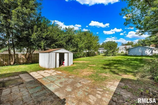 $90,000 | 1165 Jefferson Street, Galesburg, IL 61401