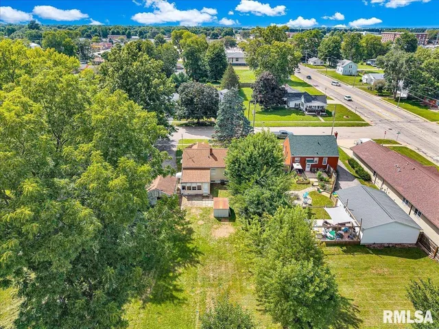 $90,000 | 1165 Jefferson Street, Galesburg, IL 61401