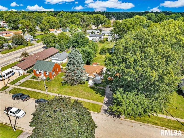 $90,000 | 1165 Jefferson Street, Galesburg, IL 61401