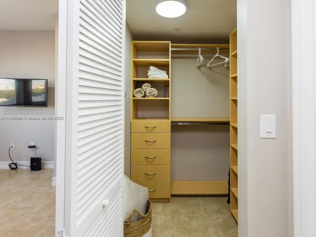 a view of walk in closet