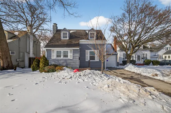 $668,000 | 29 Babylon Turnpike, Merrick, NY 11566
