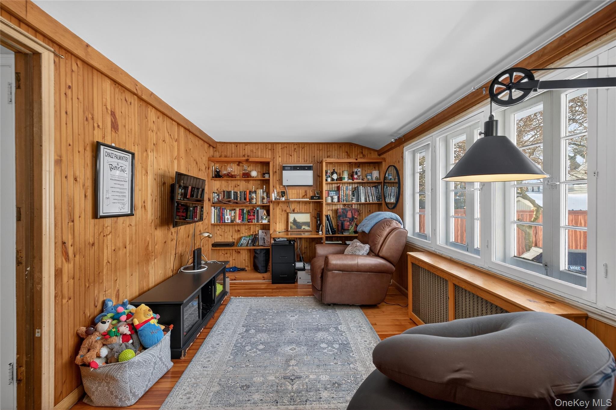 29 Babylon Turnpike Merrick, NY 11566 - Photo 15 of 28