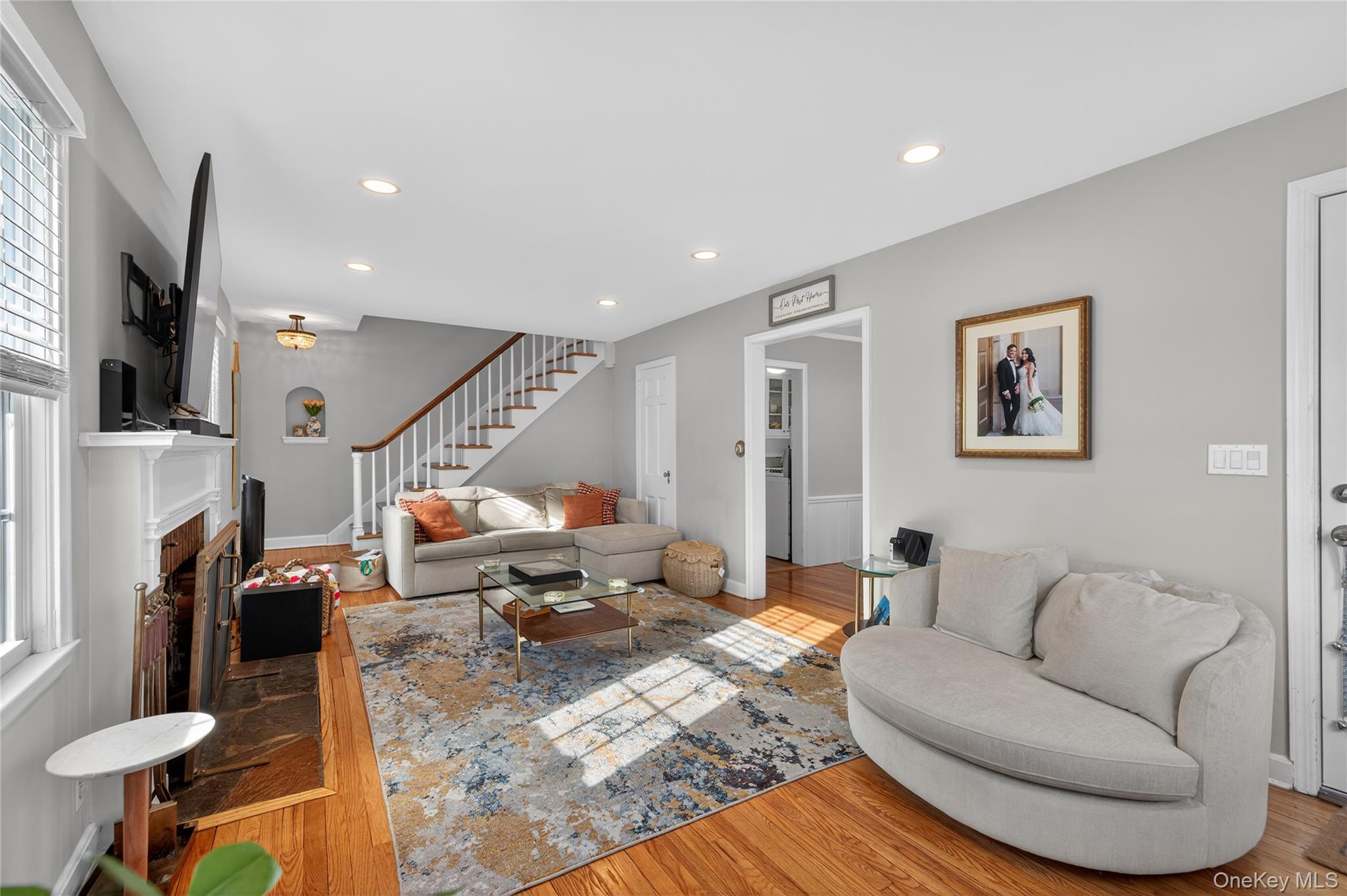 29 Babylon Turnpike Merrick, NY 11566 - Photo 7 of 28