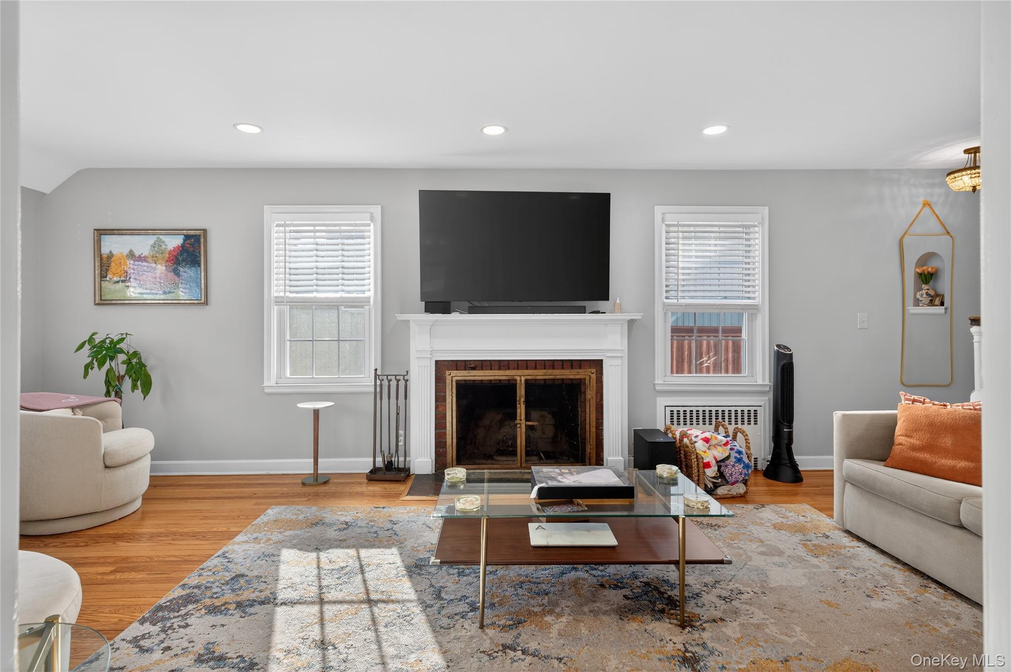 29 Babylon Turnpike Merrick, NY 11566 - Photo 8 of 28