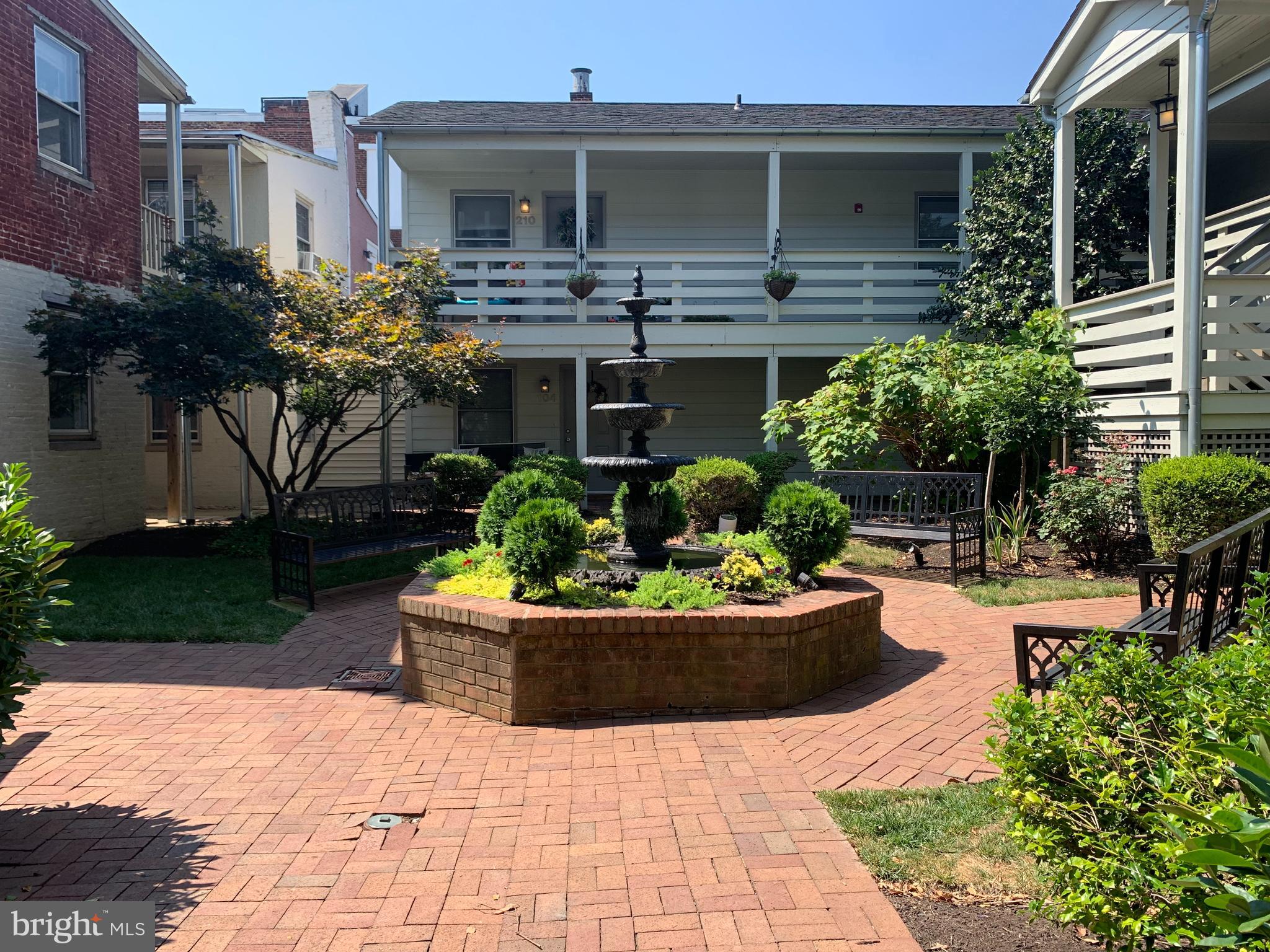 103 South Market Street, Unit 302 Frederick, MD 21701 - Photo 3 of 19