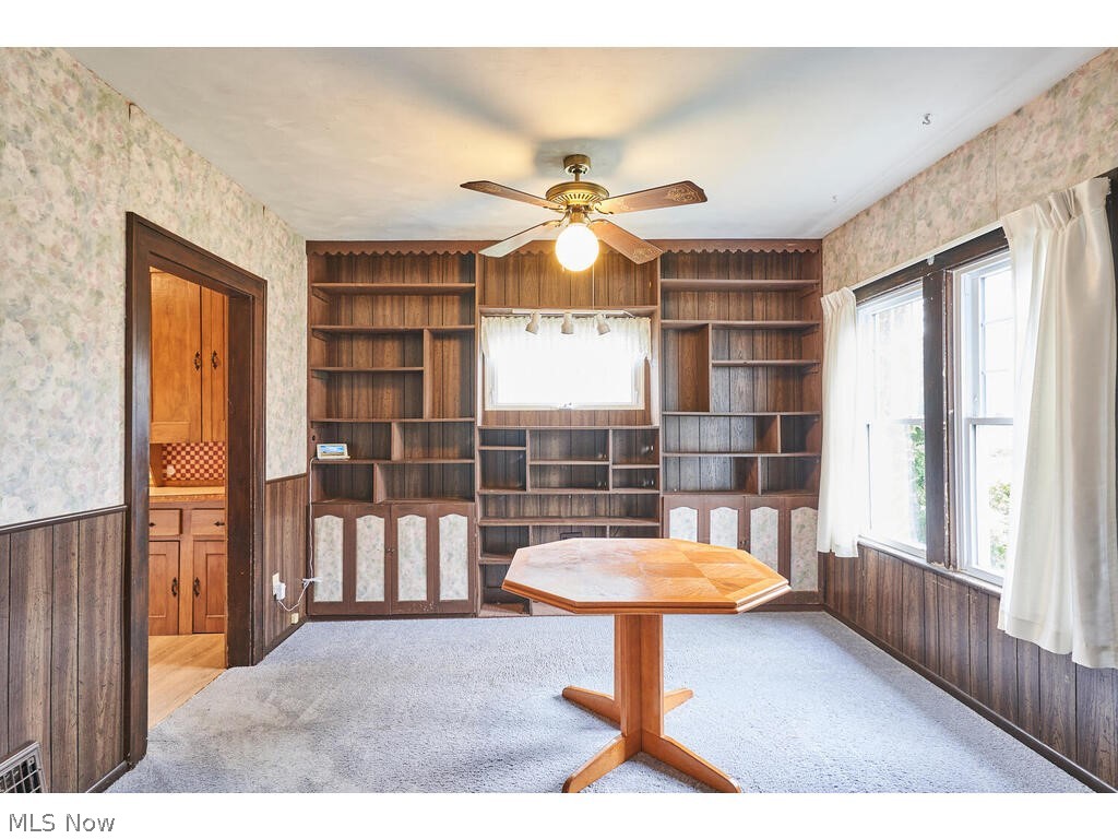 671 Ranney Street Akron, OH 44310 - Photo 6 of 27 Formal dining with built ins