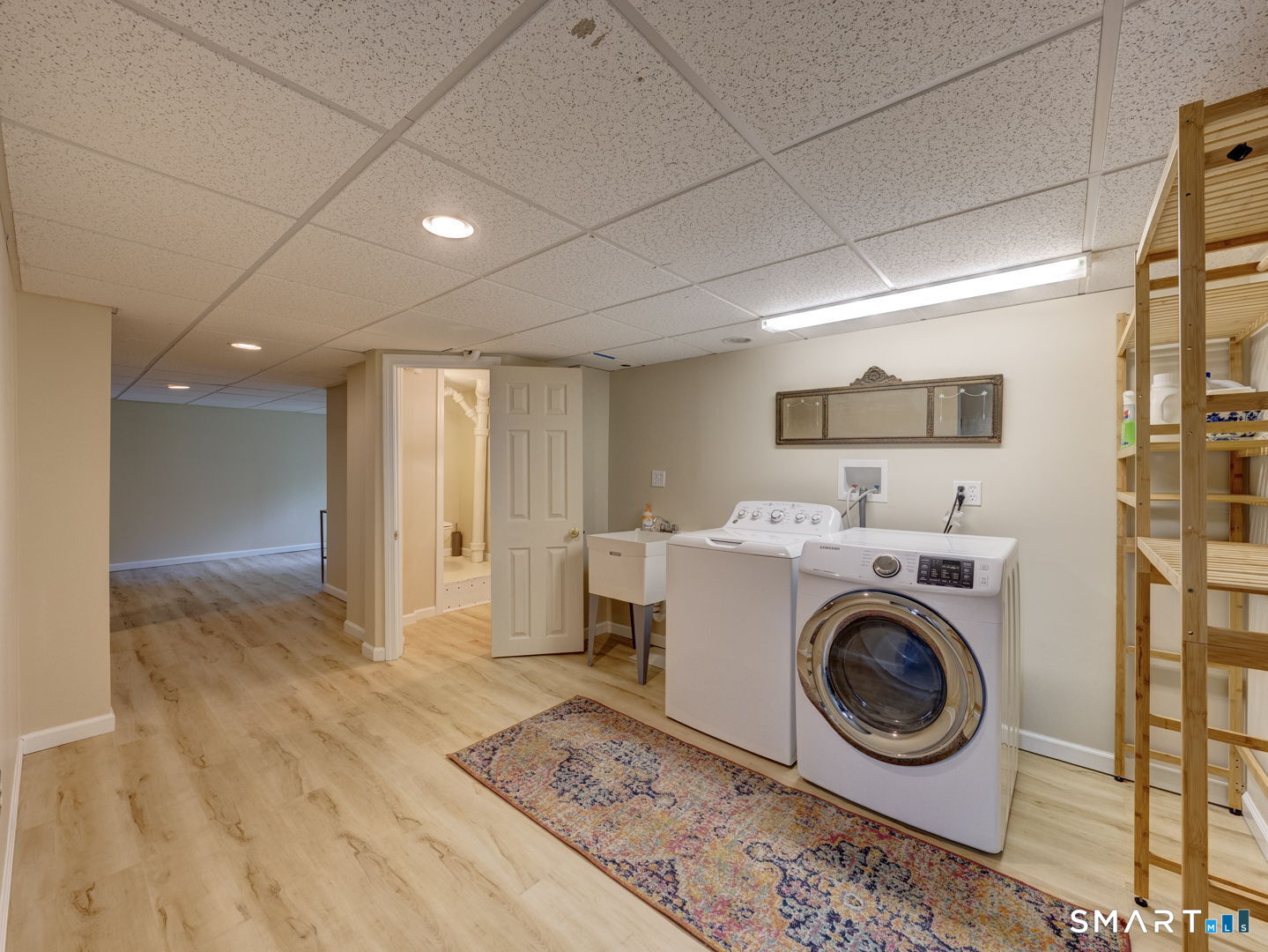 61 Hillcrest Road Glastonbury, CT 06033 - Photo 21 of 34