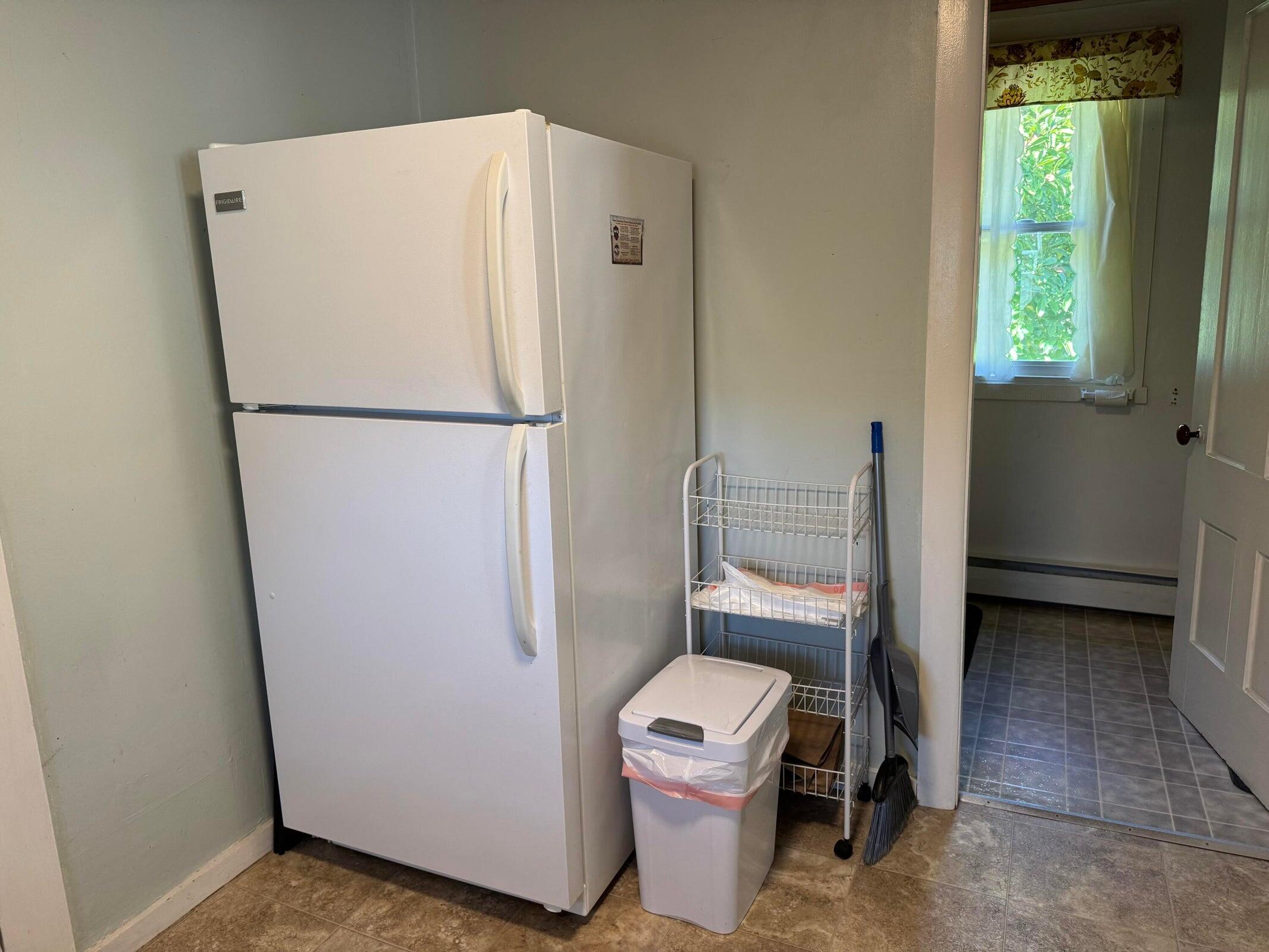 18 Belgrade Road Oakland, ME 04963 - Photo 27 of 51 Unit B