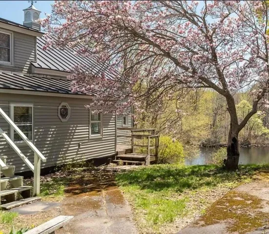 $510,000 | 18 Belgrade Road, Oakland, ME 04963