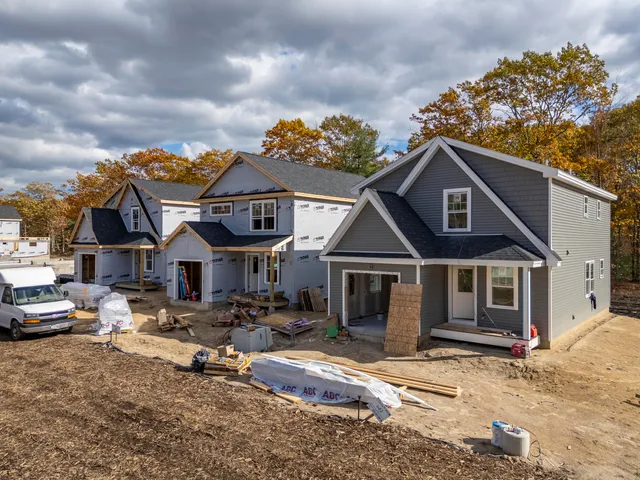 $544,000 | 5 Blaine Road, Unit 101, Saco, ME 04072