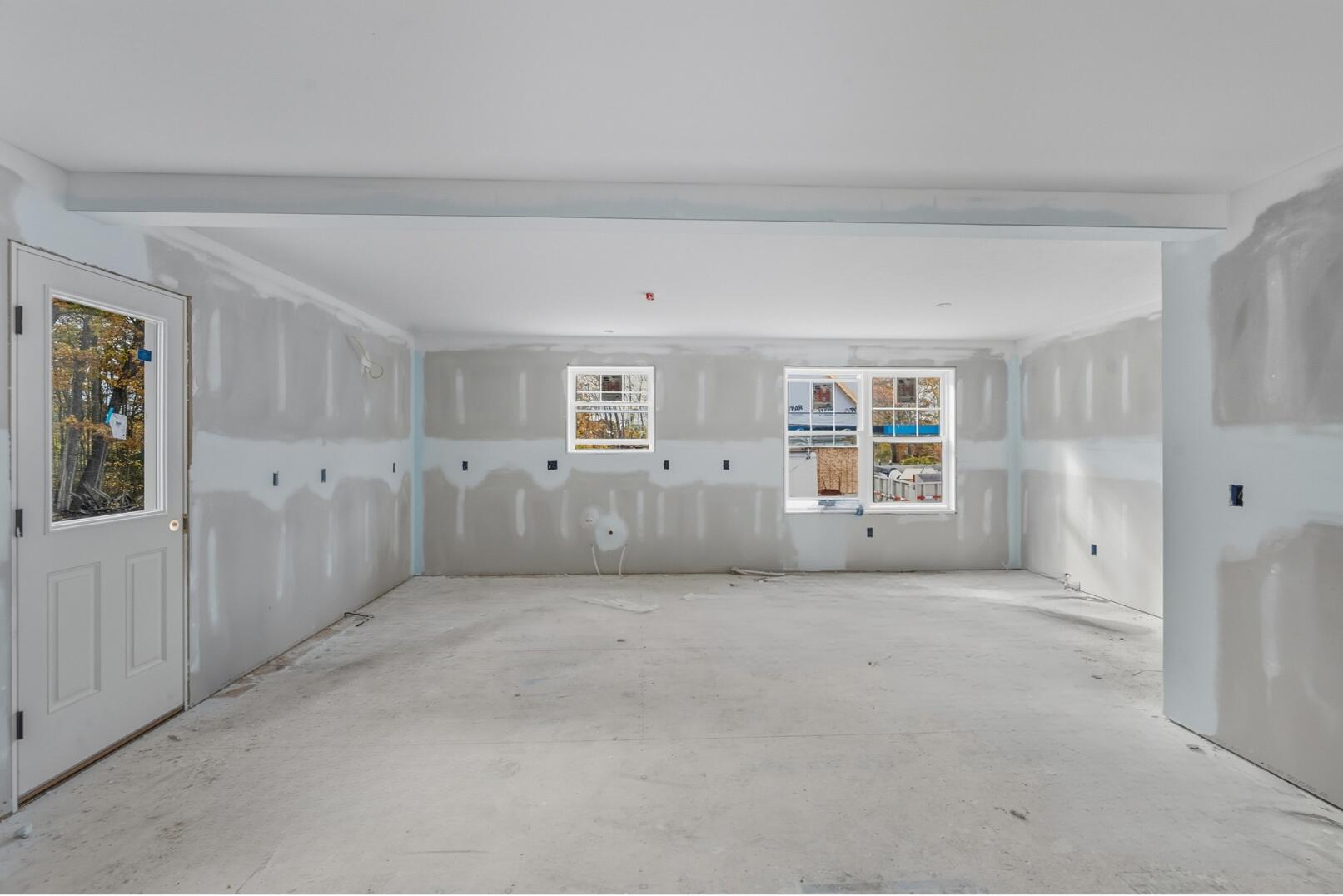5 Blaine Road, Unit 101 Saco, ME 04072 - Photo 4 of 31 Kitchen Dining Area