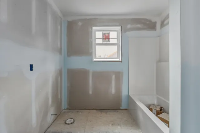 $544,000 | 5 Blaine Road, Unit 101, Saco, ME 04072