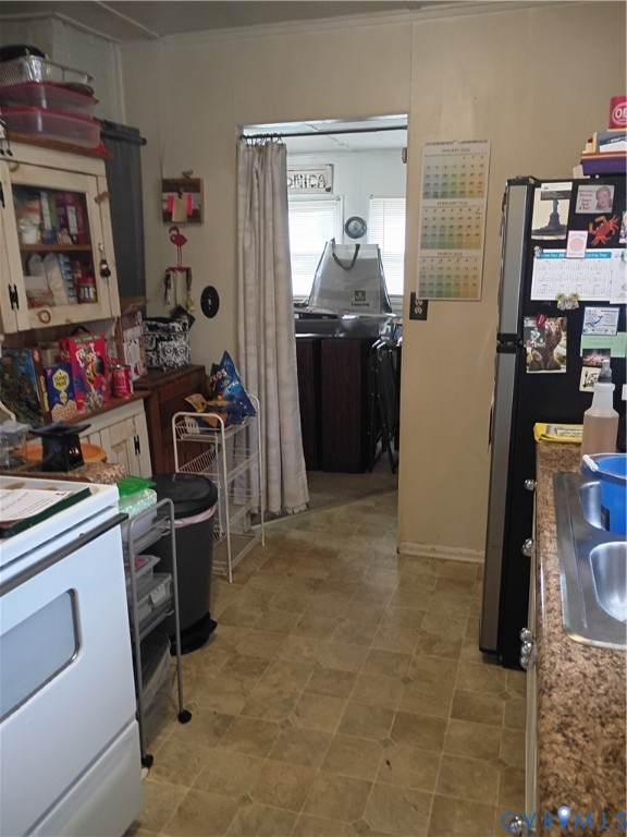 5717 Jahnke Road Richmond, VA 23225 - Photo 5 of 15