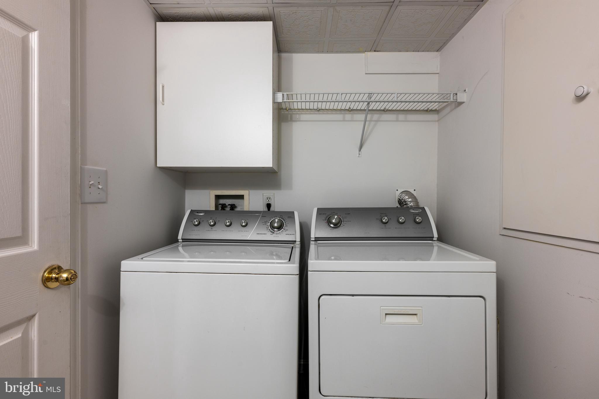 4307 Wickford Road Baltimore, MD 21210 - Photo 33 of 38 a utility room with dryer and washer