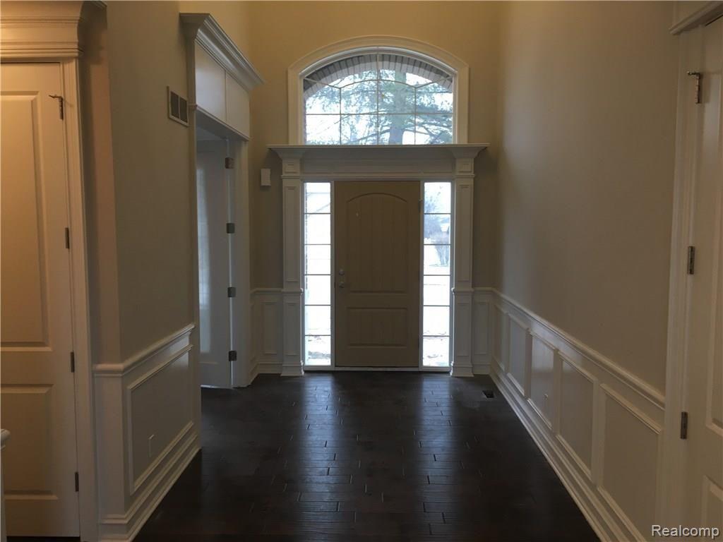 6813 Shelldrake Drive Troy, MI 48085 - Photo 2 of 42